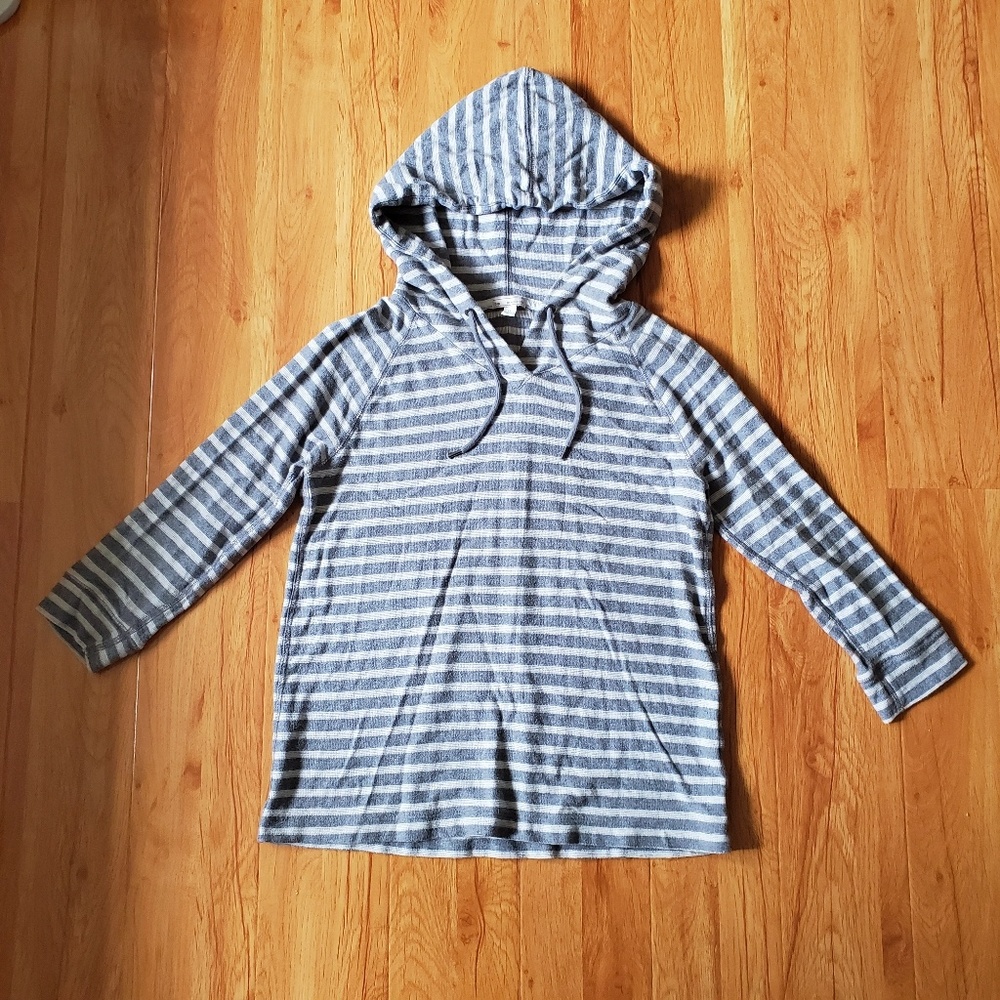 Gap design crafted grey stripped hoodie